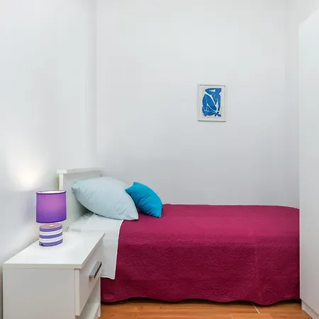 Apartman Centar 365 *