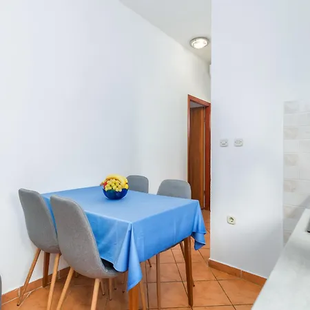 Centar 365 * Fažana